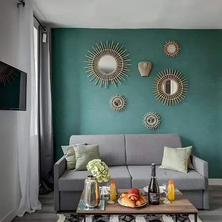 Bluestay 203 - Charming Apartment *