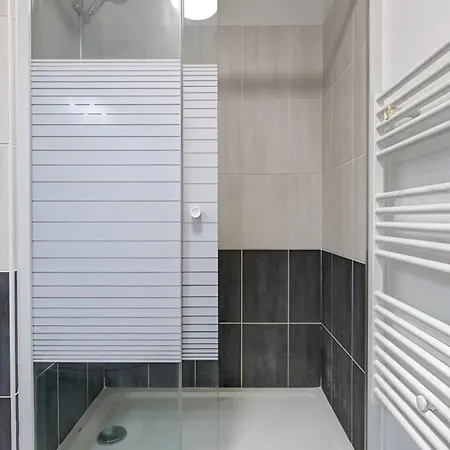 Bluestay 203 - Charming * Bagnolet